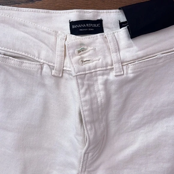 Banana Republic high rise jean. - Picture 6 of 10